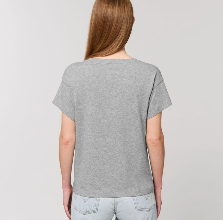 Back view of ‘HARE IN THE GRASS’ Print on Women’s Grey Marl Scoop Neck Chiller T-Shirt.